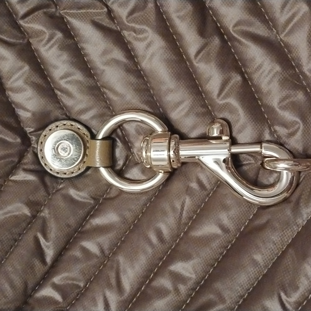 Purse - Picture 2 of 9